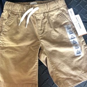 Size 6-7 khaki shorts